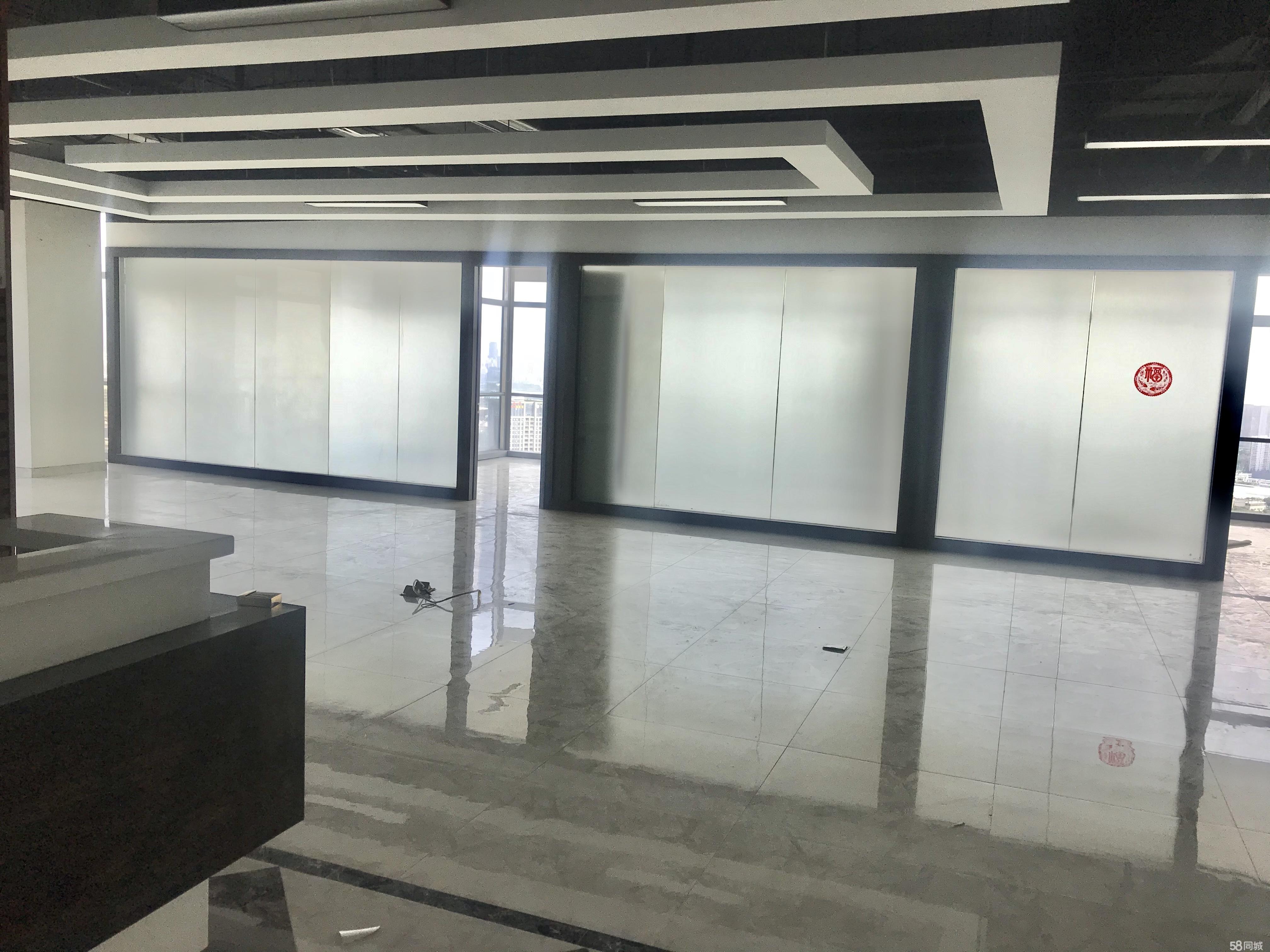 华润大厦光线好可看奥体中心