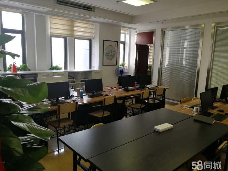 大华国际精装全套家具随时看房