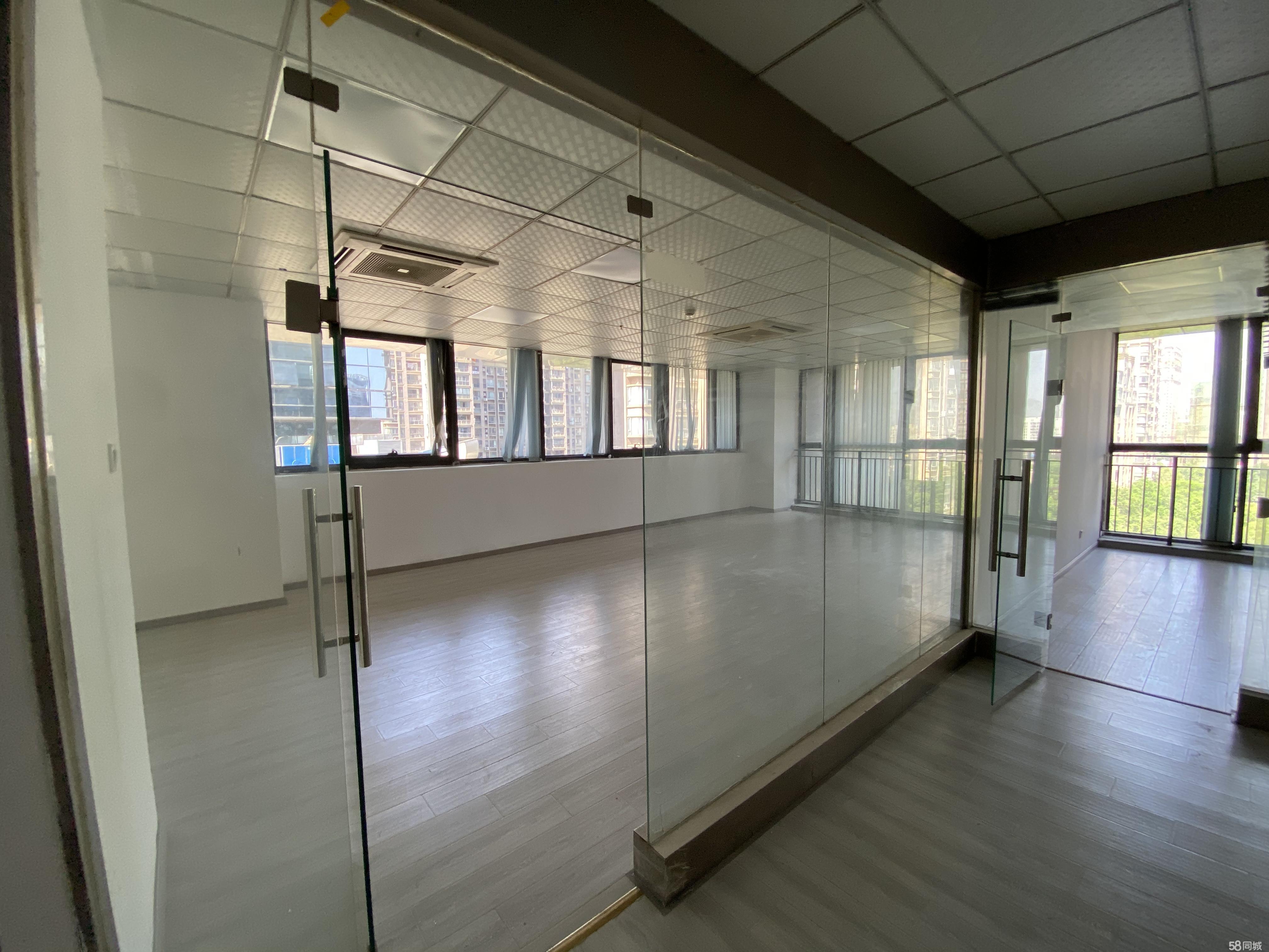 绿地赢海精装创业好房随时可看