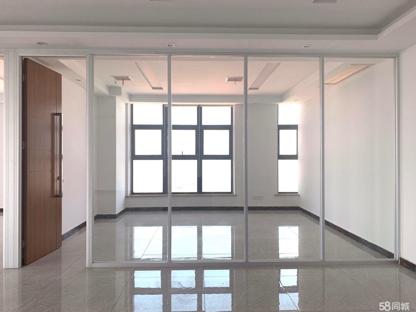 尚泽精装办公室可隔户型方正