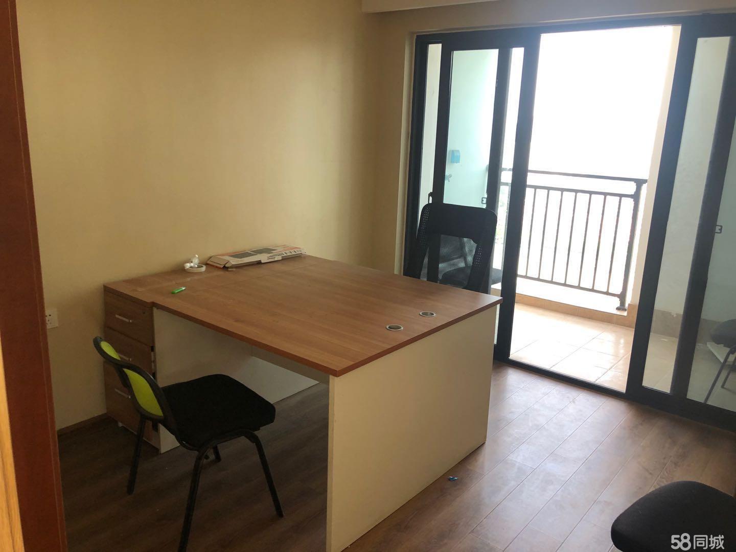 滨湖新地精装带家具包物业