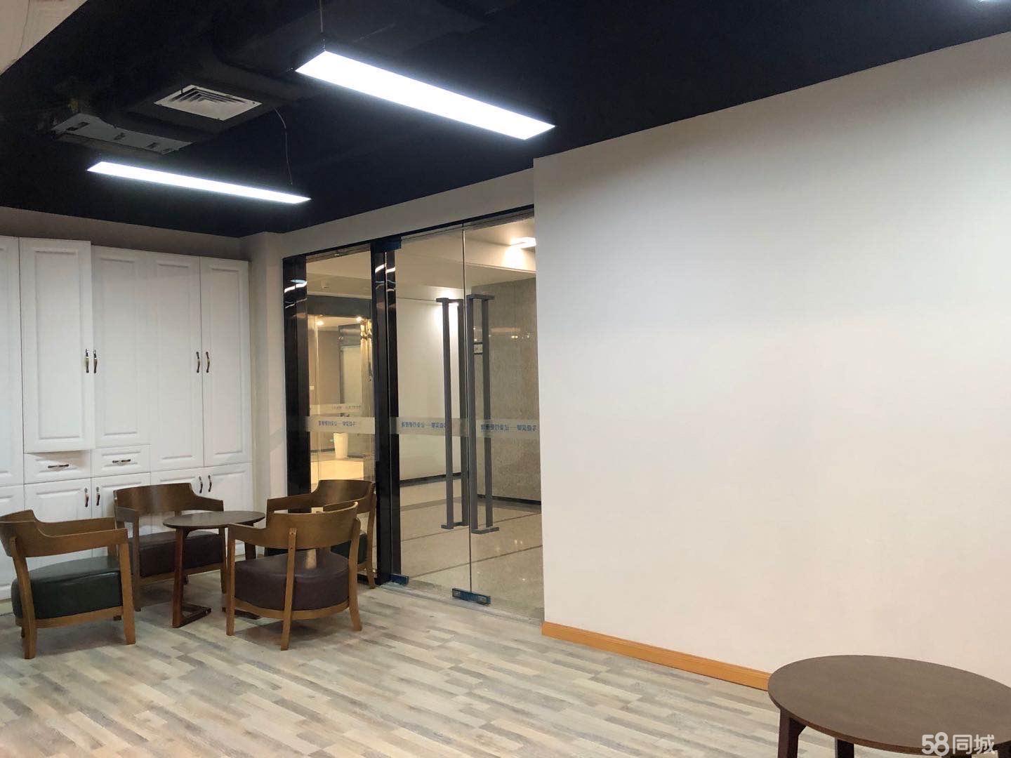 拓基精装地铁口电梯口拎包办公