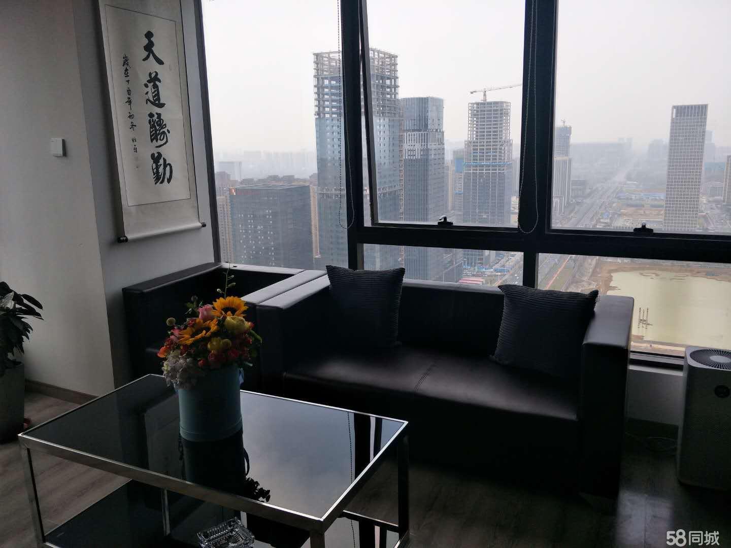 万达银座精装家具齐全随时看房