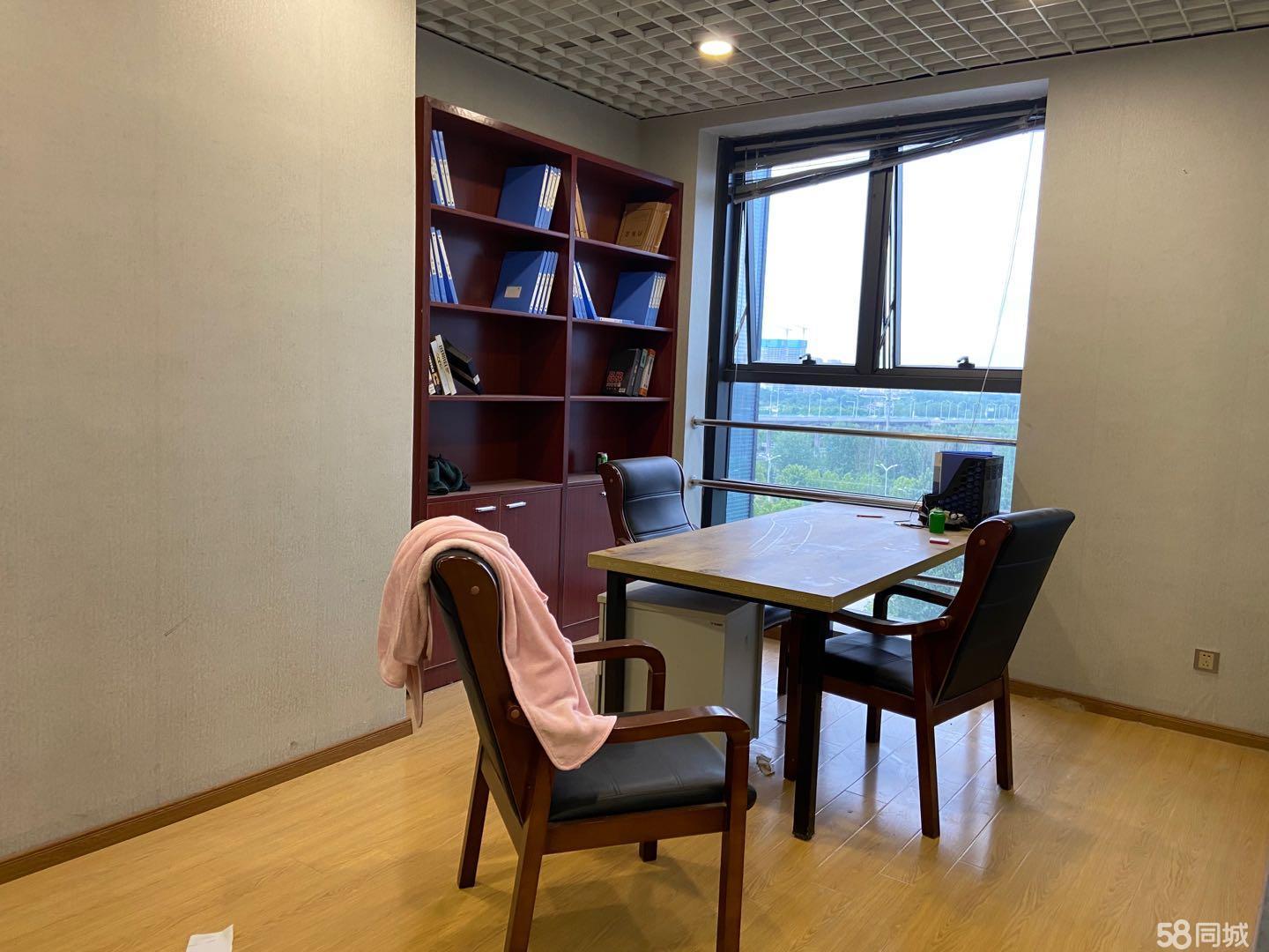 滨湖时代精装交通便利