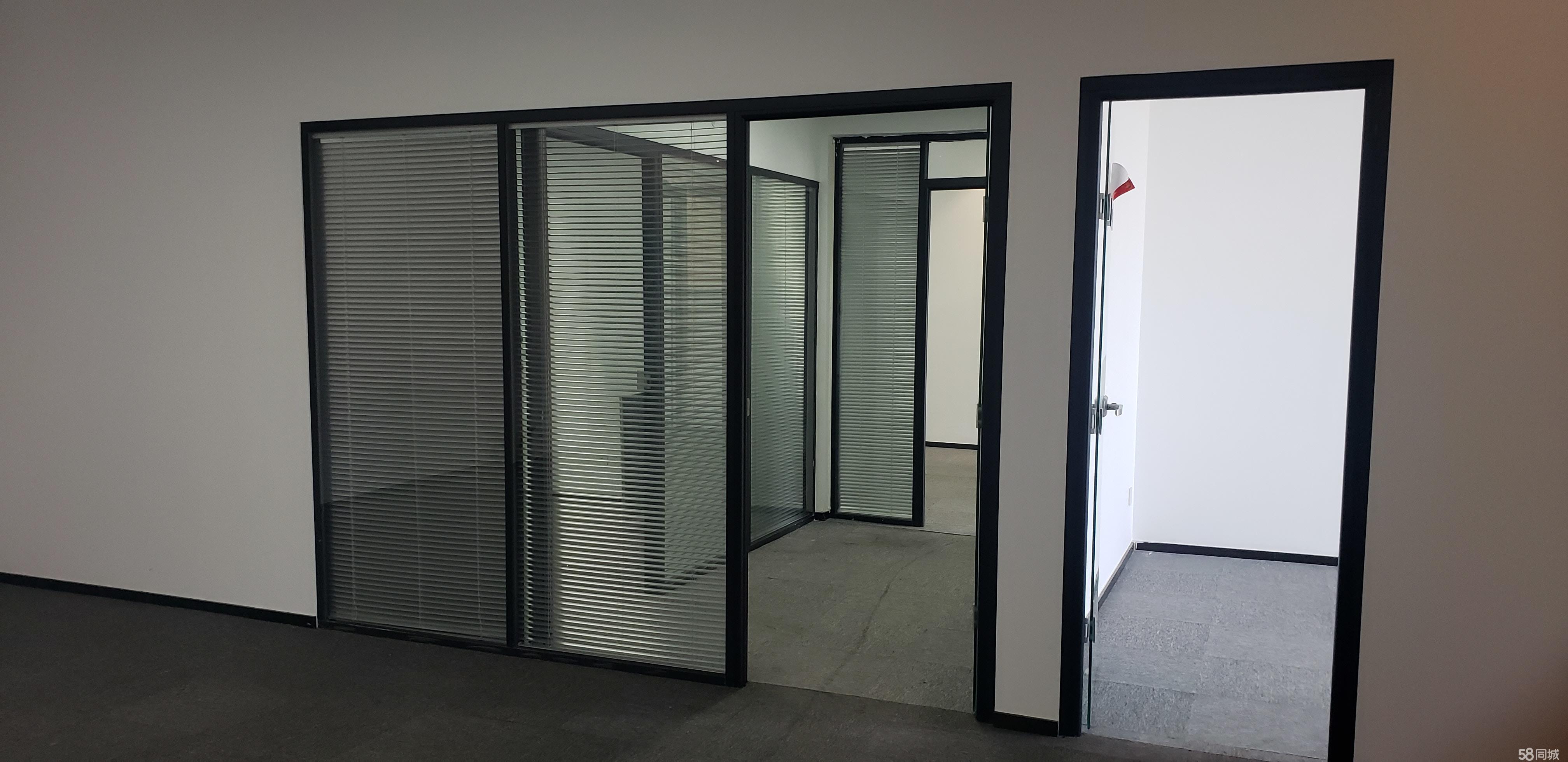 绿地赢海精装多个独立办公室