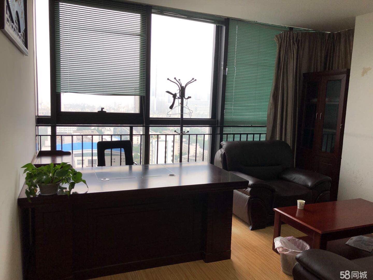 绿地赢海小户型精装