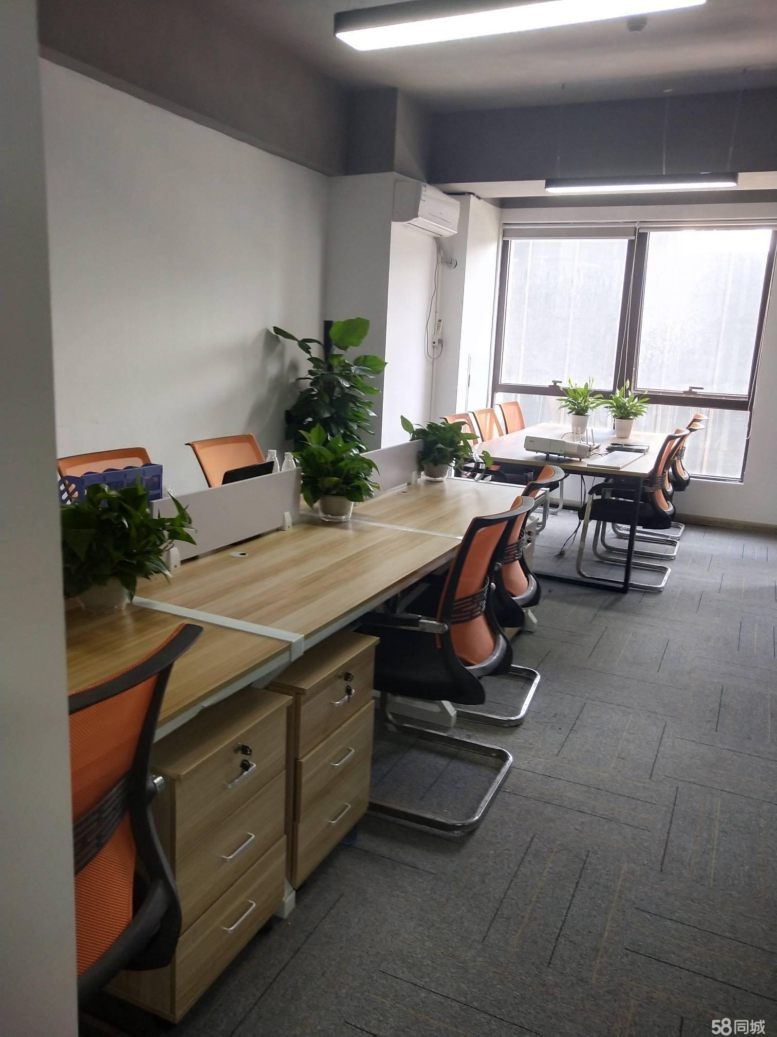 万达银座精装家具齐全