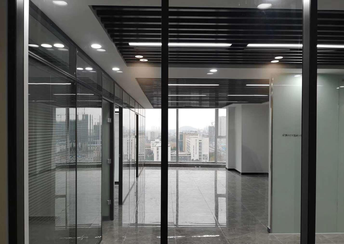 高新区精装甲级写字楼