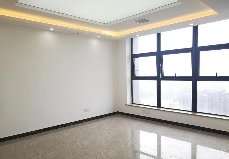 经开区精装正对电梯口