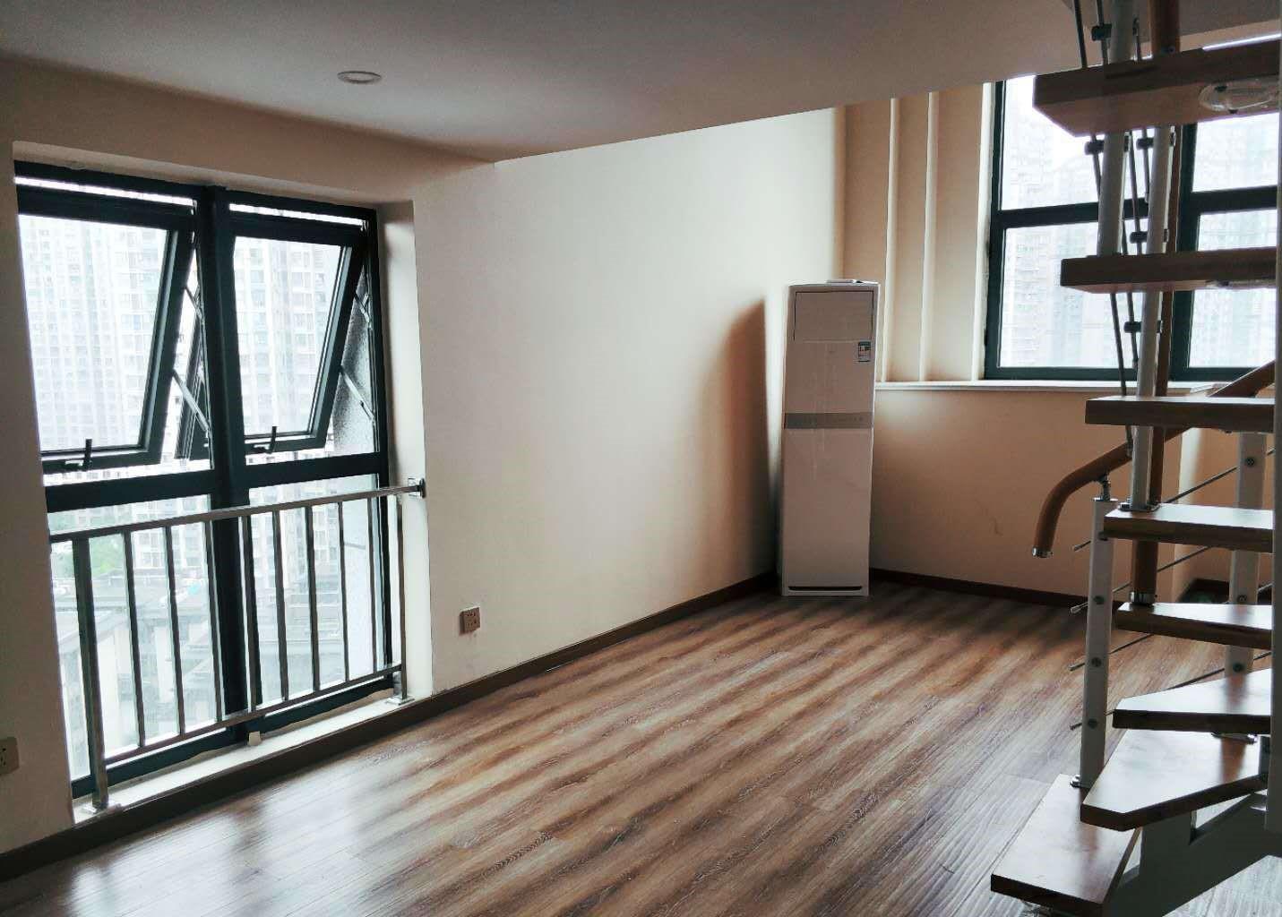 经开区精装可办公住家利用率高