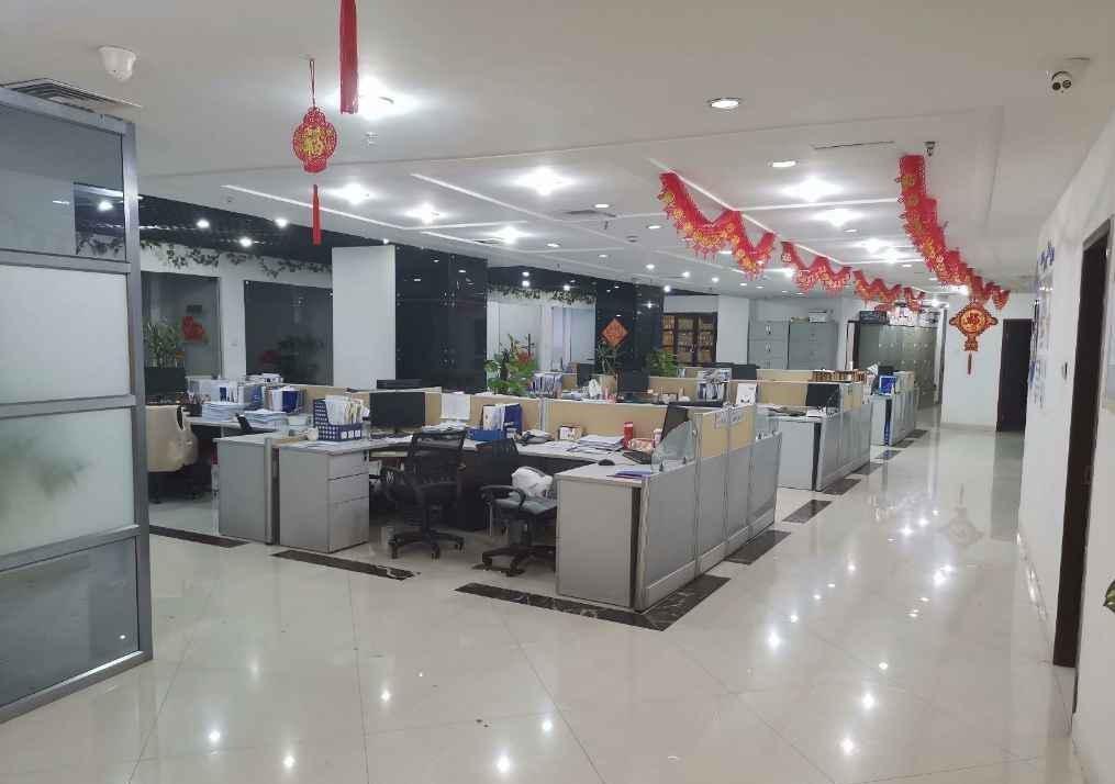 蜀山区精装带家具地铁口旁