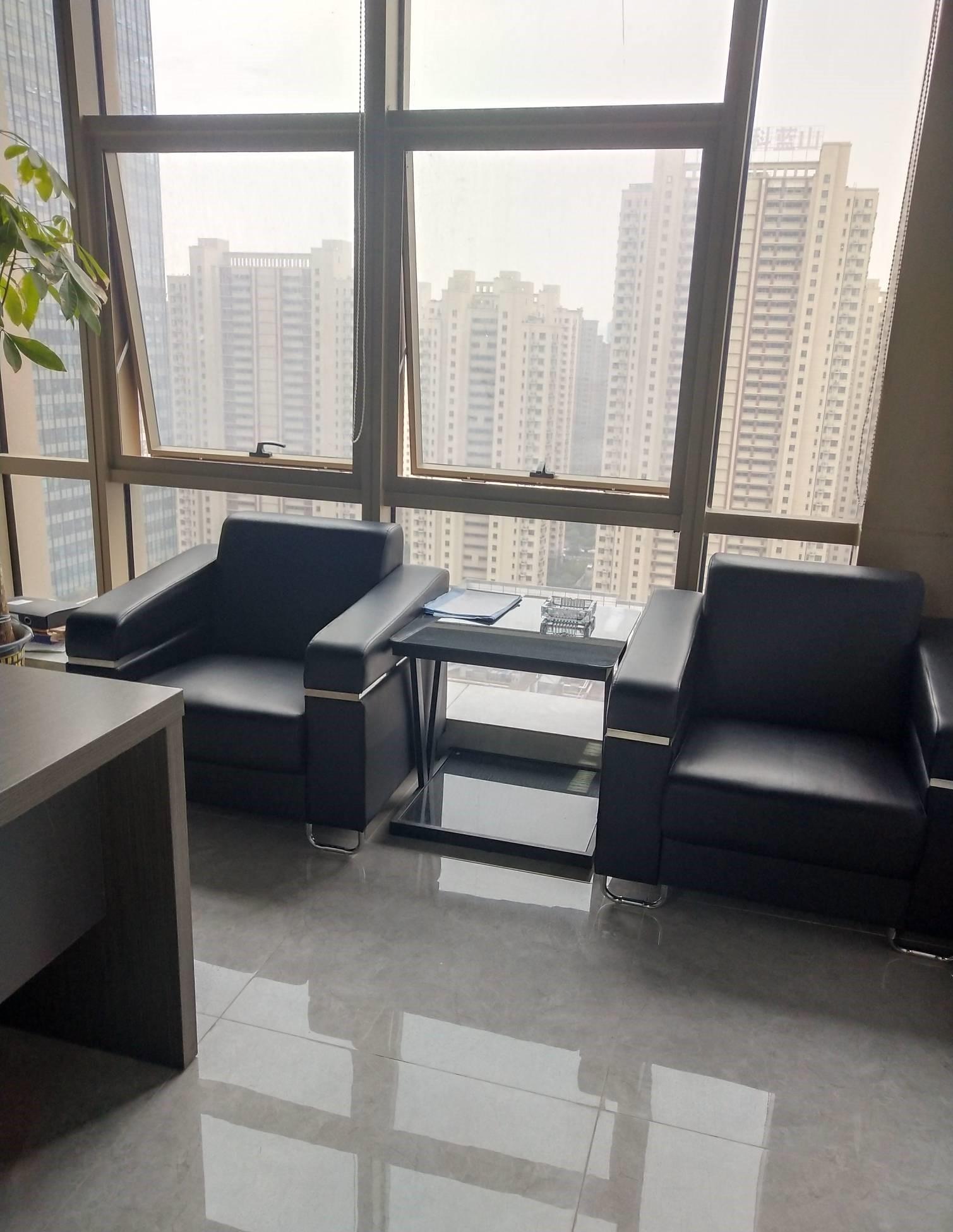 滨湖新区精装格局随意带家具空调