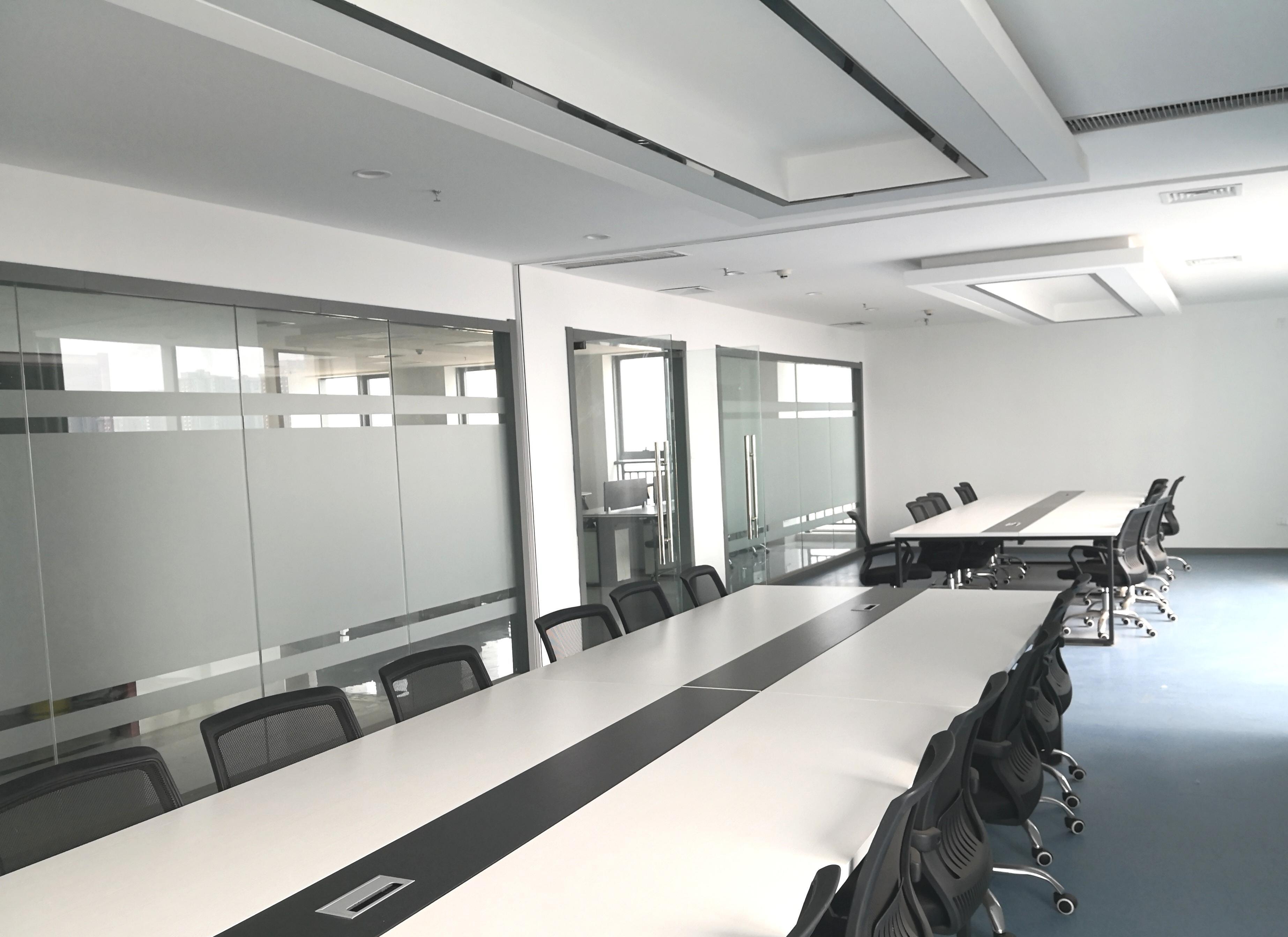 高新区精装毗邻地铁口