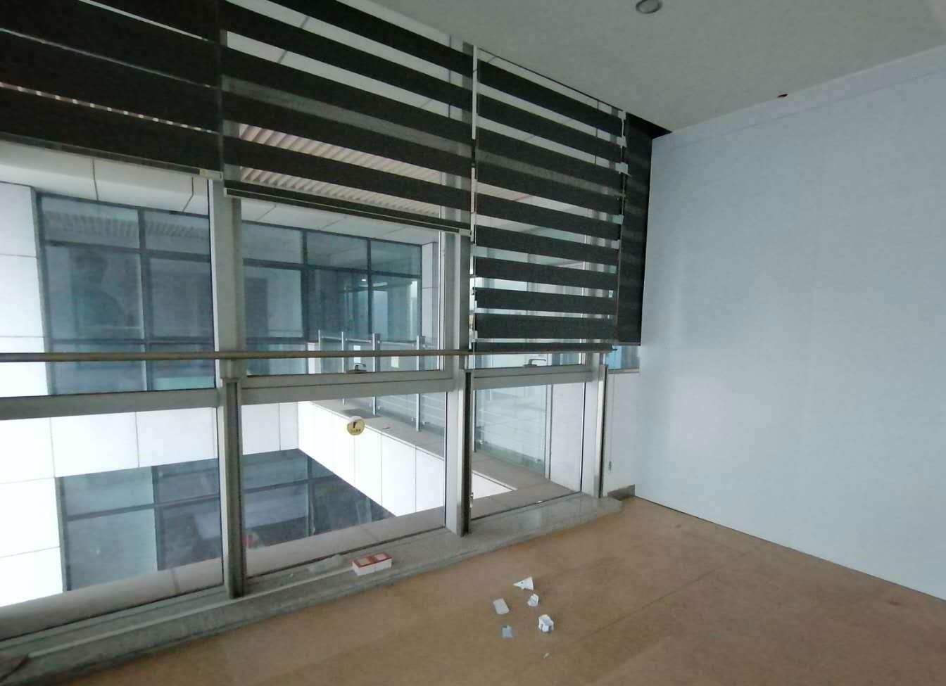 政务区精装简朴大方的风格