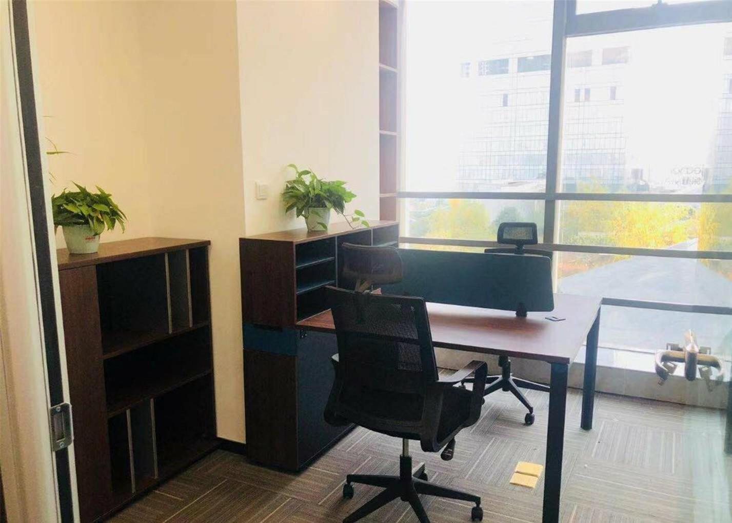 蜀山区精装带家具交通便利