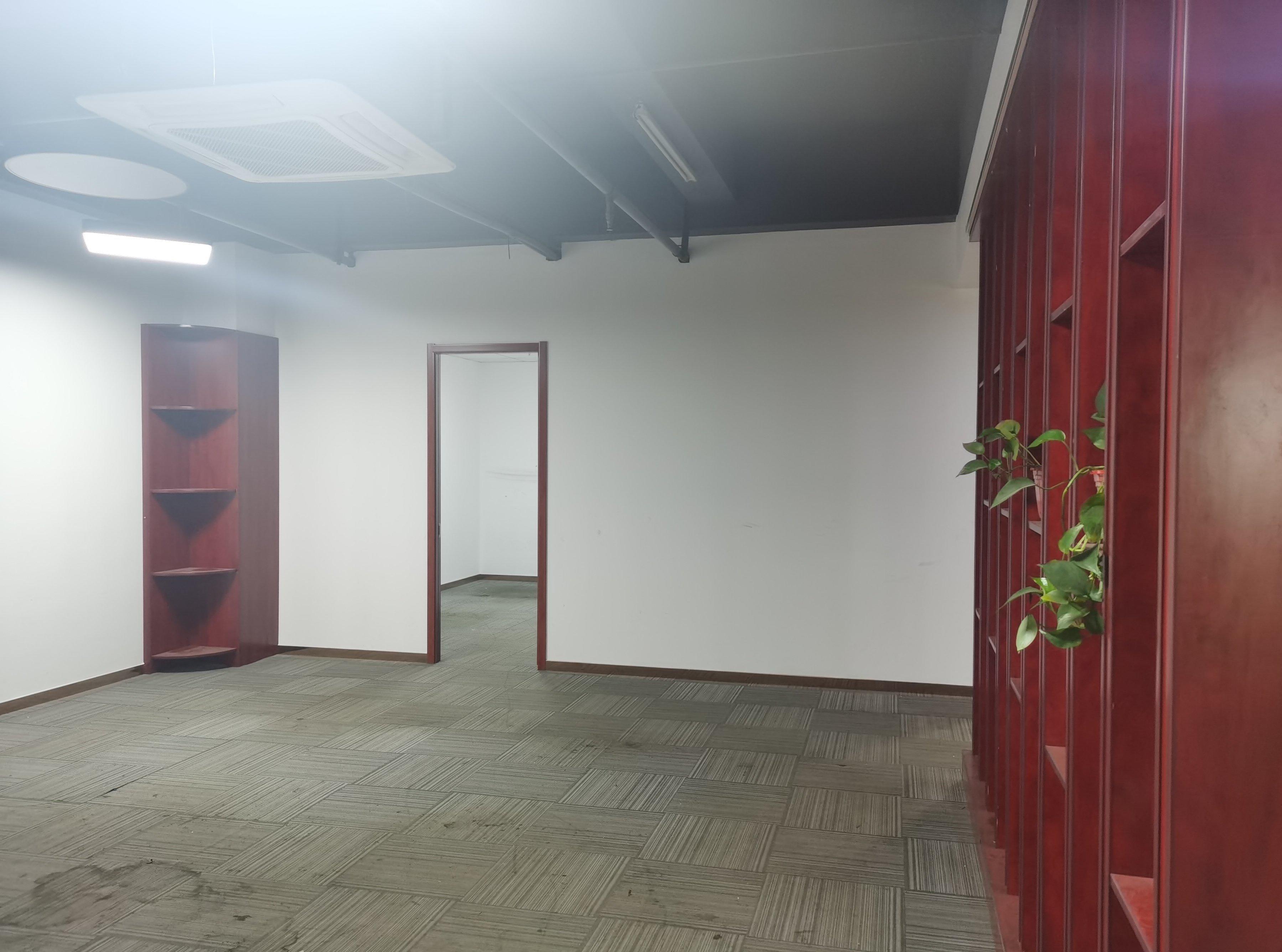 包河区中区光线充沛停车无忧