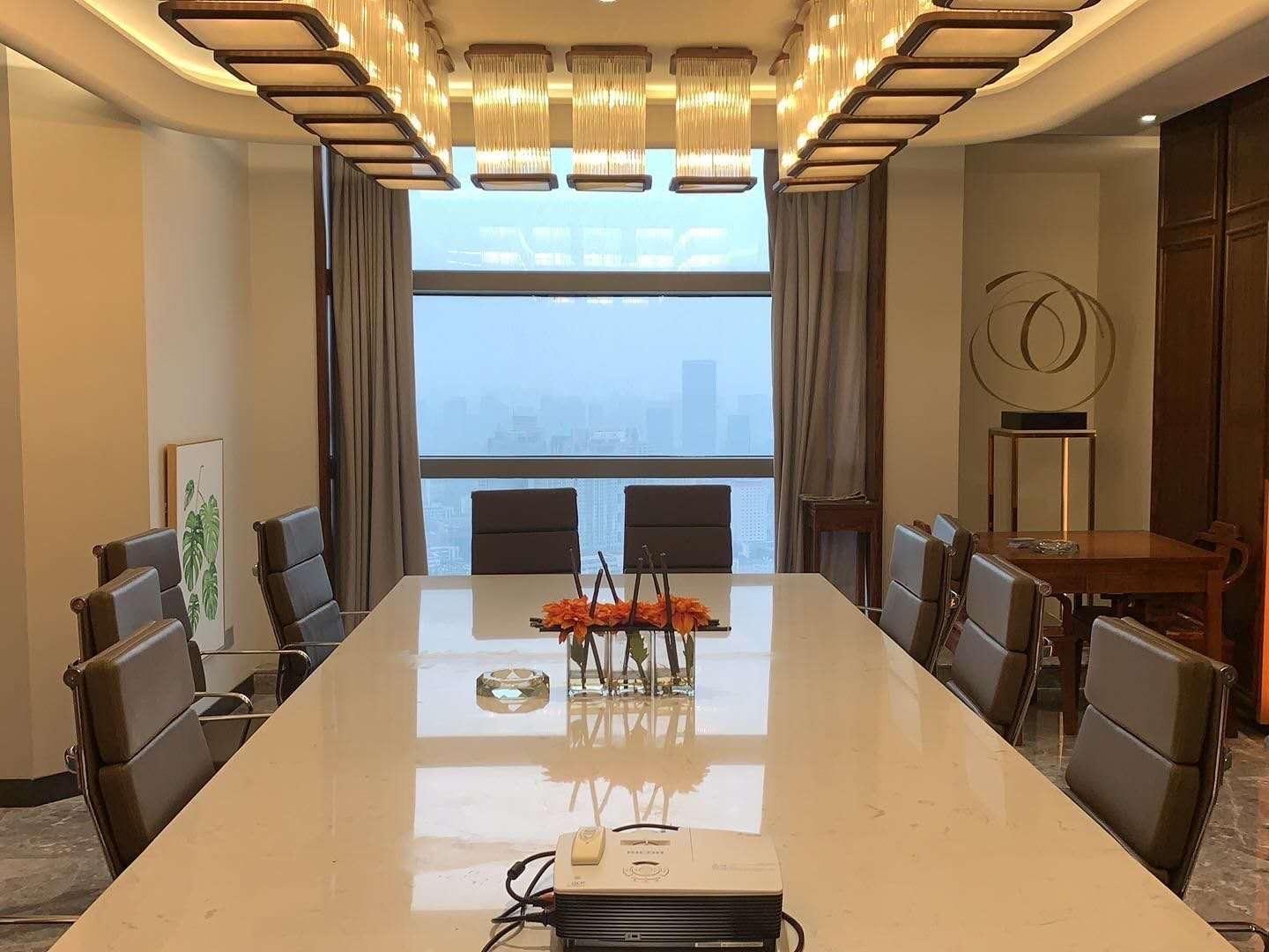 政务区精装带家具交通便捷