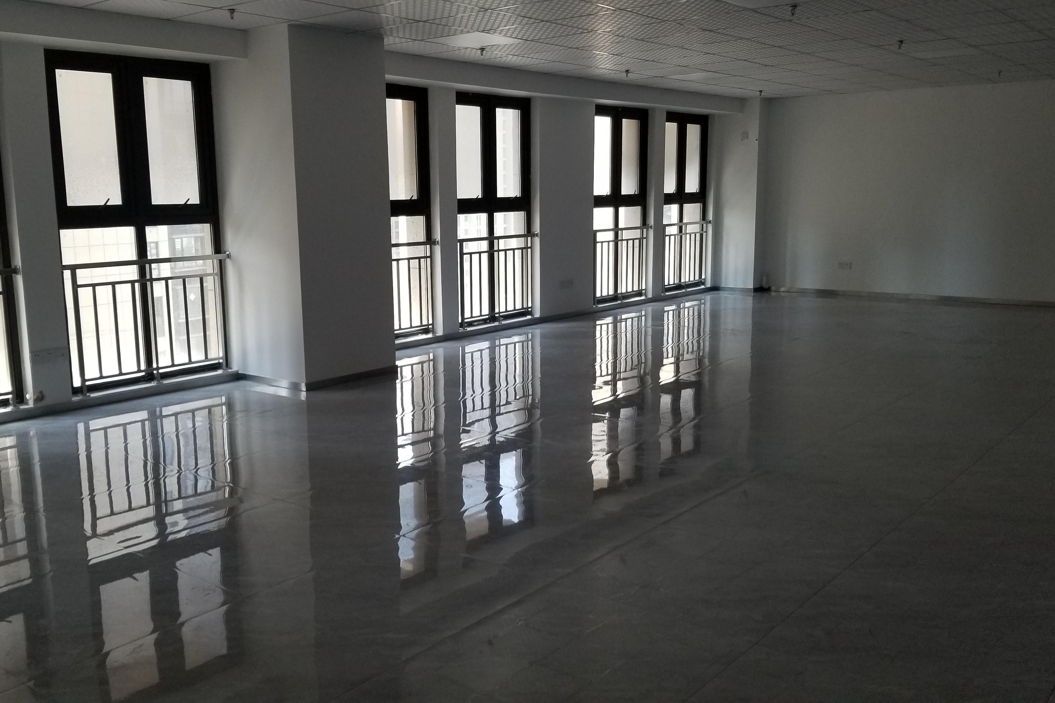 经开区精装中环城旁交通便利