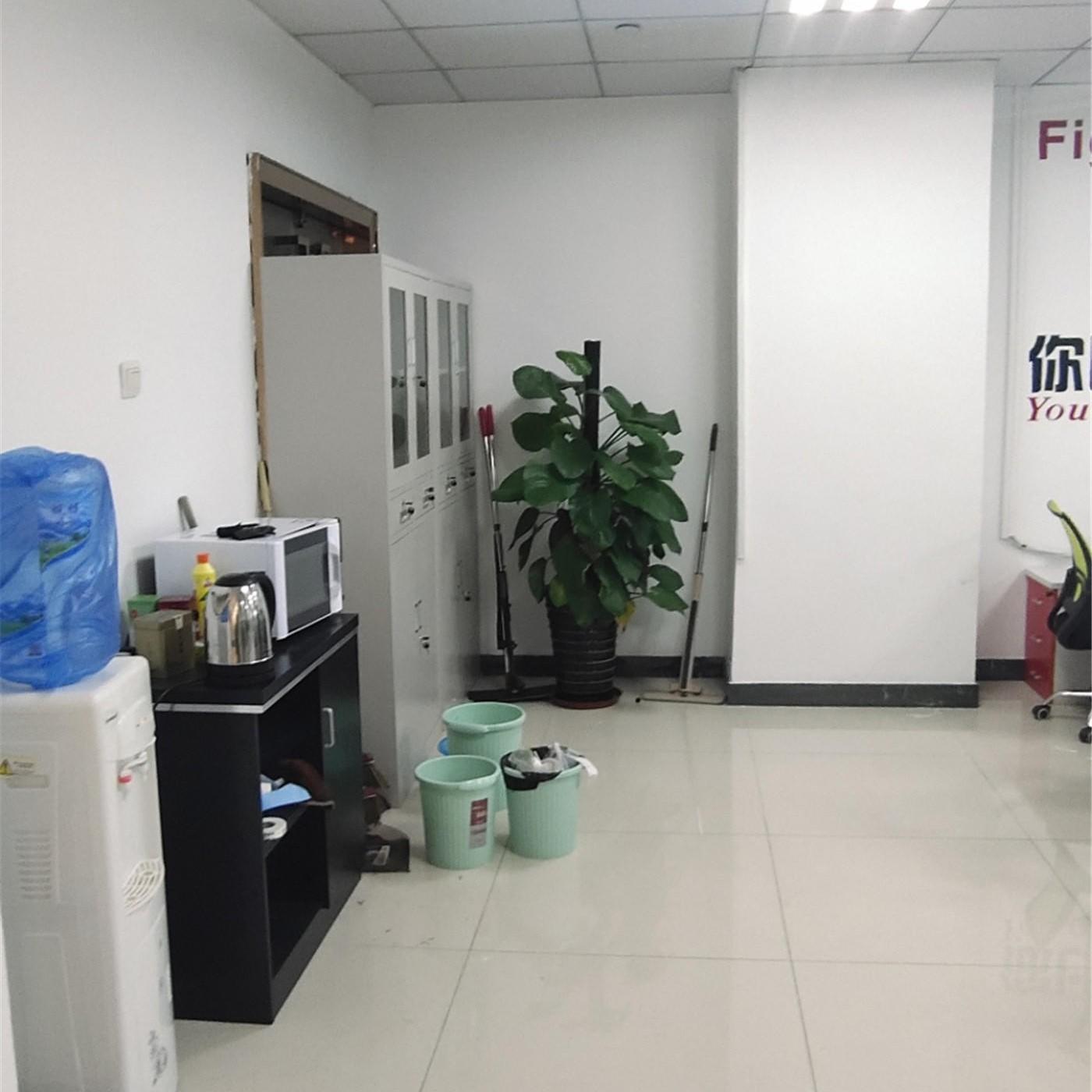 蜀山区精装正对电梯口随时可看