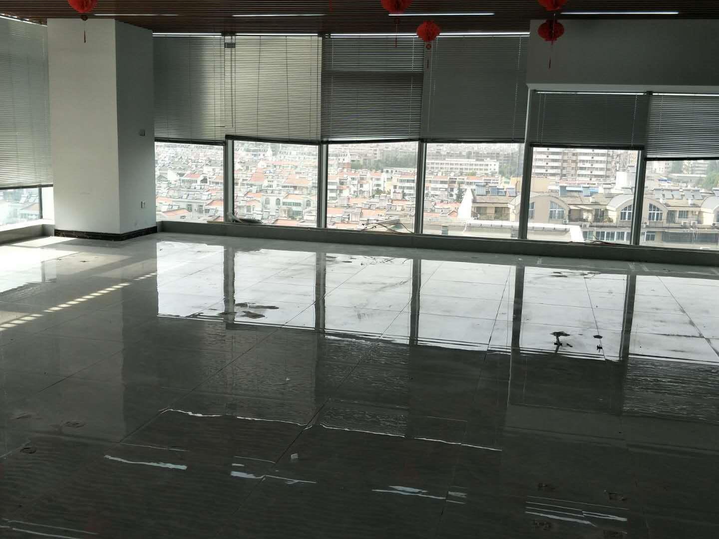 庐阳区精装两面采光正对电梯口