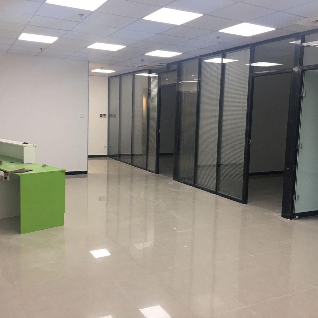 蜀山区精装全新装潢随时看房