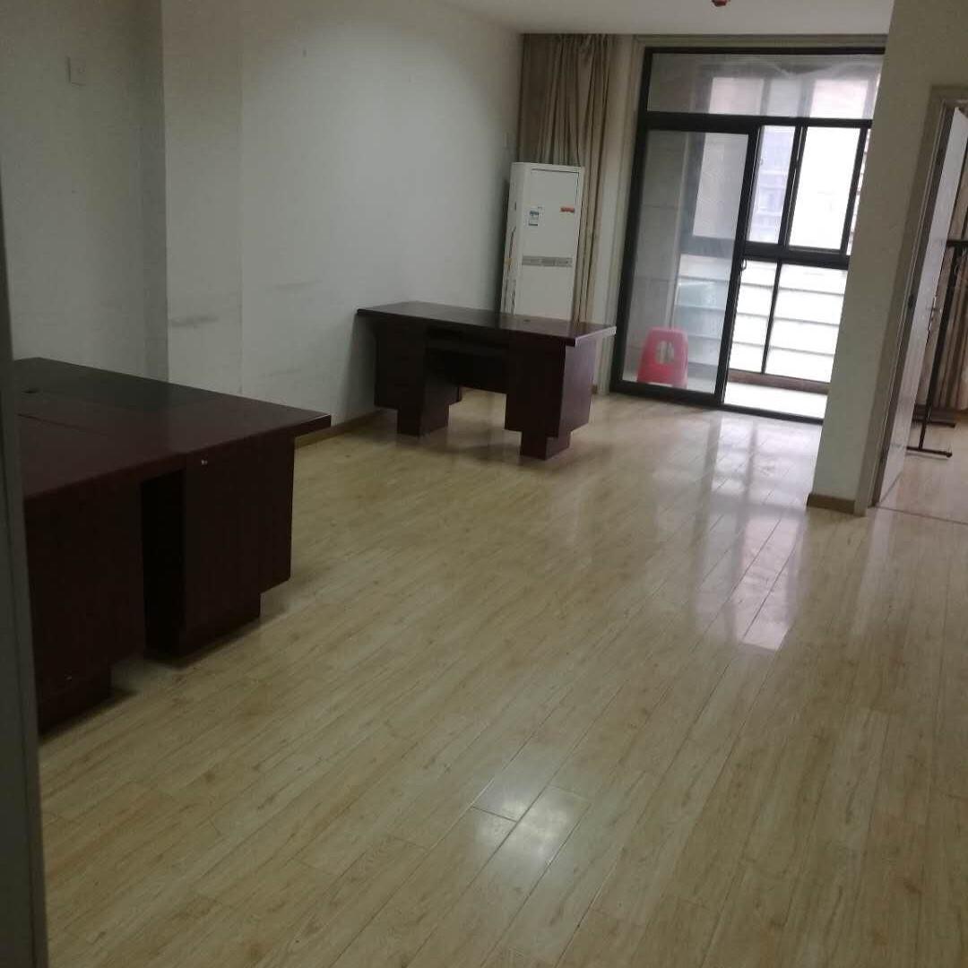 经开区精装带家具停车无忧