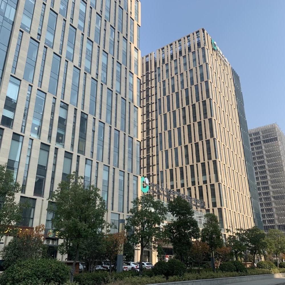 滨湖新区精装中高视野带家具