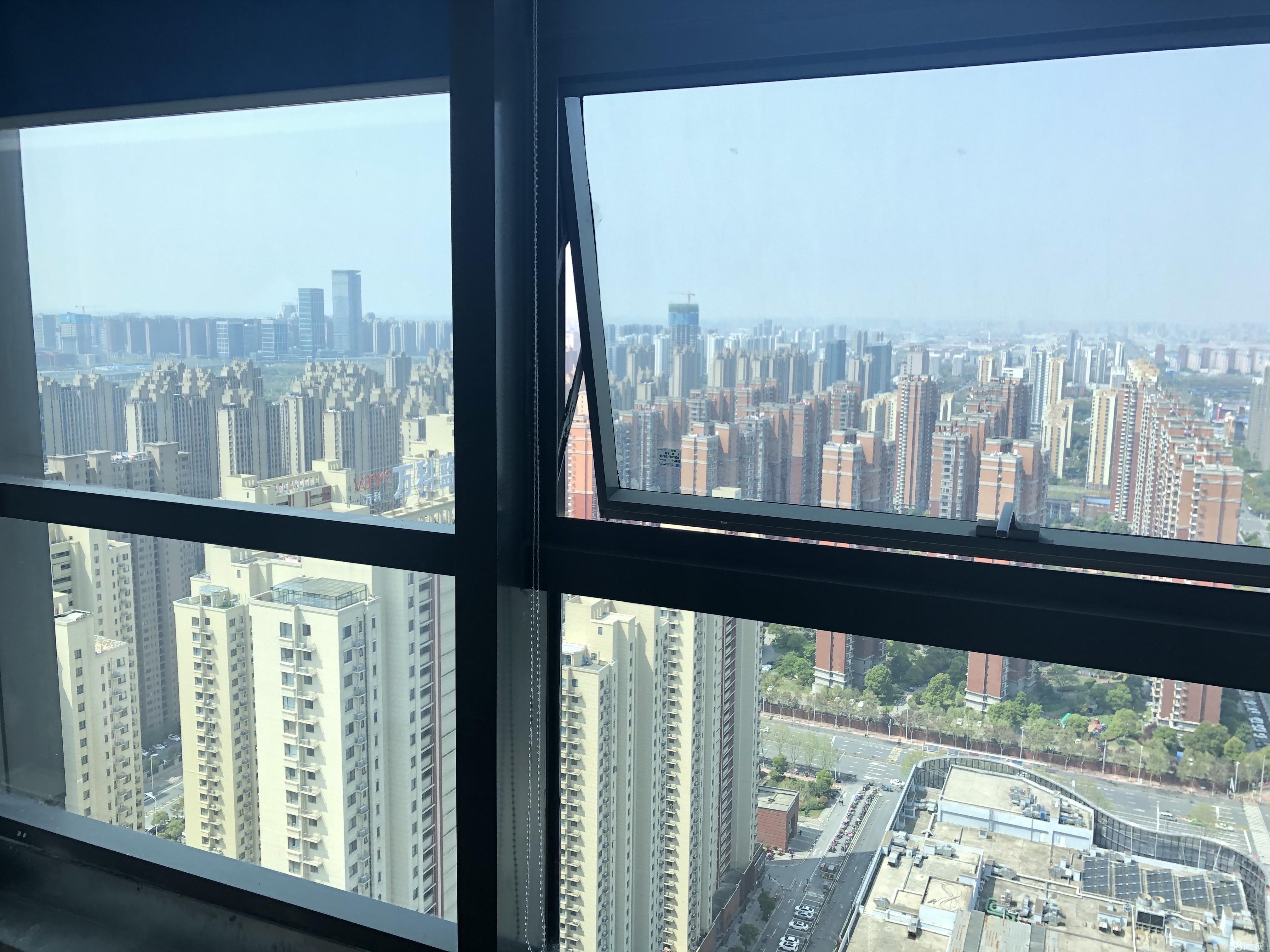 滨湖新区精装商圈成熟