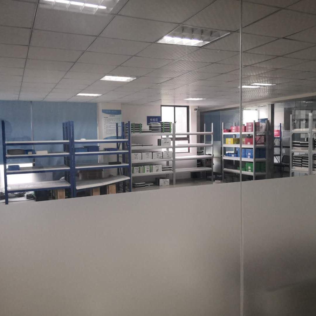 高新区精装玻璃隔断