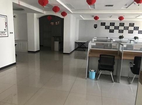 滨湖新区精装采光好家具全套