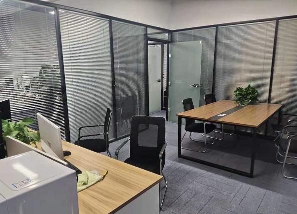 滨湖新区精装家具齐全拎包入驻