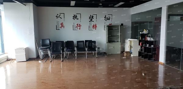 政务区精装多个办公室