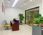 政务区精装正对天鹅湖