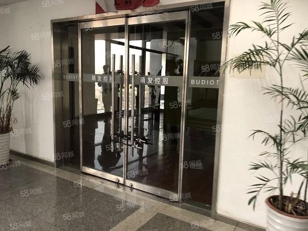 包河区精装地铁口招人方便