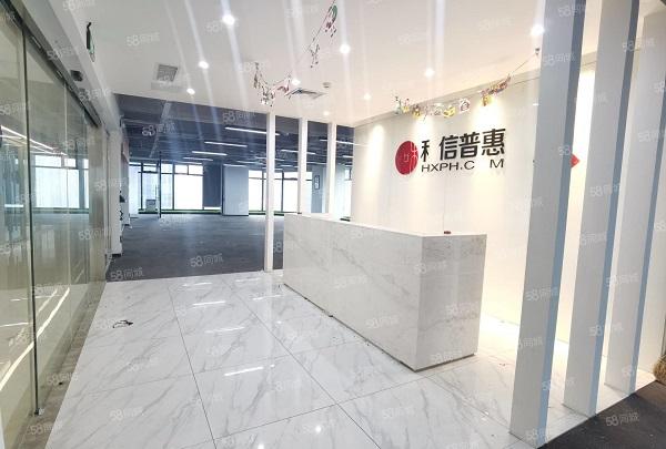 政务区精装正对电梯口